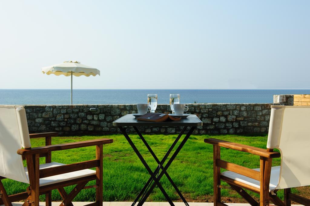 Alisahni Beachfront Villas Kiotari Exterior foto